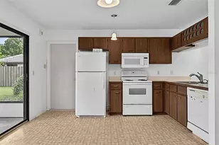 19 Blackberry Pl, Palm Coast, FL 32137 - Photo 6