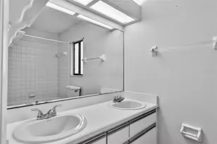 19 Blackberry Pl, Palm Coast, FL 32137 - Photo 12
