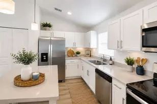 22 Zebulahs Trail, Palm Coast, FL 32164 - Photo 2