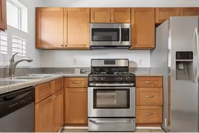 5501 80th Street N #402, Saint Petersburg, FL 33709 - Photo 8