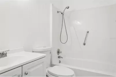 5501 80th Street N #402, Saint Petersburg, FL 33709 - Photo 26
