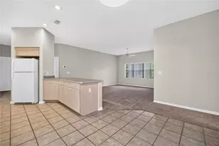 8 Buttonwood Pl, Palm Coast, FL 32137 - Photo 12