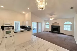 106 Point of Woods Dr, Palm Coast, FL 32164 - Photo 12
