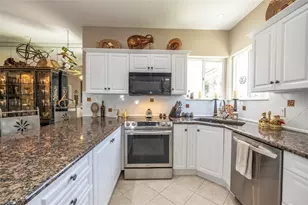 11 Magnolia Dr S, Ormond Beach, FL 32174 - Photo 8