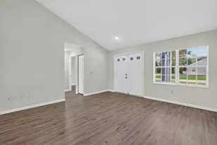 22 Pinelynn Ln, Palm Coast, FL 32164 - Photo 4