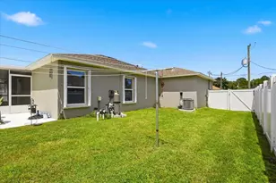 16 Pickwood Pl, Palm Coast, FL 32164 - Photo 12