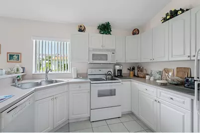 52 Fenwick Lane, Palm Coast, FL 32137 - Photo 12