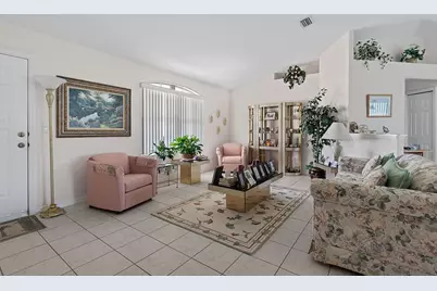 52 Fenwick Lane, Palm Coast, FL 32137 - Photo 4