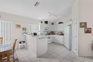 52 Fenwick Ln, Palm Coast, FL 32137 - Photo 10