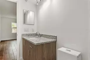 9920 Eagles Point Cir, Port Richey, FL 34668 - Photo 20