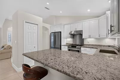 39 White House Drive, Palm Coast, FL 32164 - Photo 4