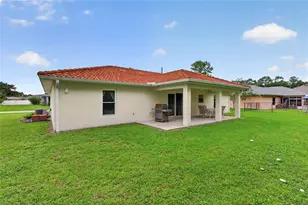 39 White House Dr, Palm Coast, FL 32164 - Photo 10