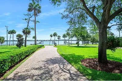 94 N Beach Street, Ormond Beach, FL 32174 - Photo 4