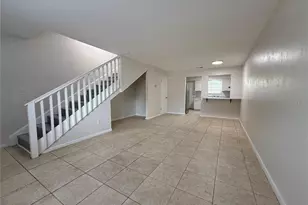6030 SW 12 Pl, Gainesville, FL 32607 - Photo 2