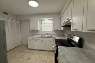 6030 SW 12 Pl, Gainesville, FL 32607 - Photo 4