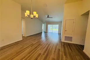 72 Lancelot Dr, Palm Coast, FL 32137 - Photo 4
