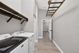 1102 12th St, Edgewater, FL 32132 - Photo 28