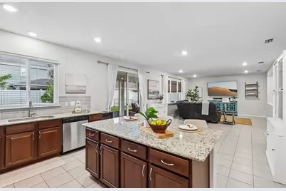 3077 Hawks Hill Lane, Jacksonville, FL 32216 - Photo 18