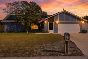 934 Wilmington Dr, Deltona, FL 32725 - Photo 1