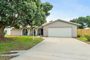 24 Felter Ln, Palm Coast, FL 32137 - Photo 2