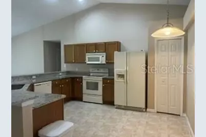 6 Primrose Lane, Palm Coast, FL 32164 - Photo 2