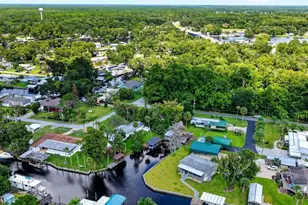 55707 Jamie Dr, Astor, FL 32102 - Photo 4