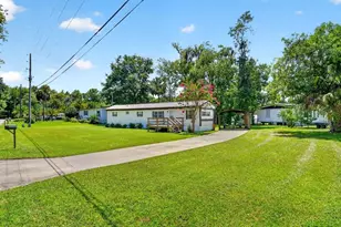 55707 Jamie Dr, Astor, FL 32102 - Photo 12