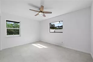 77 Freeport Ln, Palm Coast, FL 32137 - Photo 12