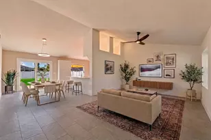 77 Freeport Ln, Palm Coast, FL 32137 - Photo 2