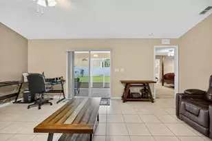8 Fawn Ln, Palm Coast, FL 32137 - Photo 18