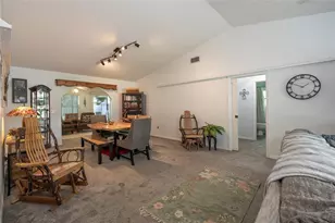 6 Boxwood Ln, Palm Coast, FL 32137 - Photo 12