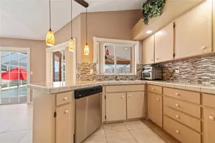 38 Westmount Ln, Palm Coast, FL 32164 - Photo 14
