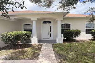 92 La Mancha, Palm Coast, FL 32137 - Photo 2