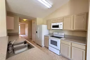 89 Berkshire Ln, Palm Coast, FL 32137 - Photo 8