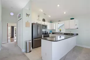 712 Central Ave N, Flagler Beach, FL 32136 - Photo 10