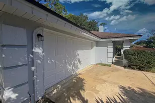 38 Berkshire Ln, Palm Coast, FL 32137 - Photo 2