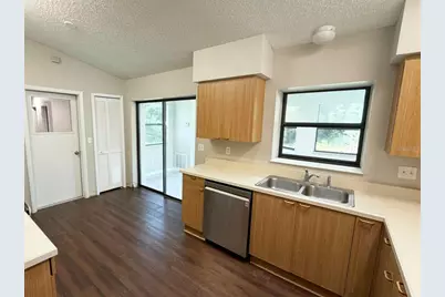 38 Berkshire Lane, Palm Coast, FL 32137 - Photo 8
