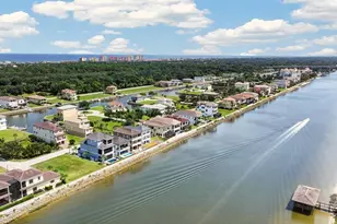 303 Yacht Harbor Dr, Palm Coast, FL 32137 - Photo 2