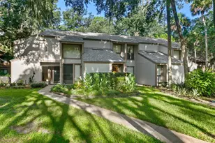 13 Mid Oaks Cir, Palm Coast, FL 32137 - Photo 2