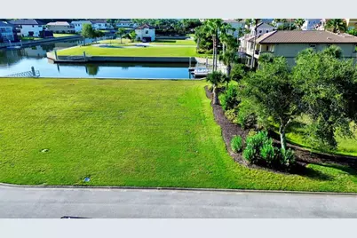 5 Schooner Circle, Palm Coast, FL 32137 - Photo 2
