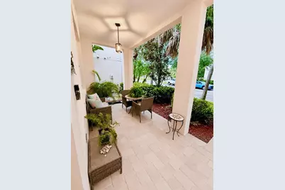 8074 Murano Circle, Palm Beach Gardens, FL 33418 - Photo 2