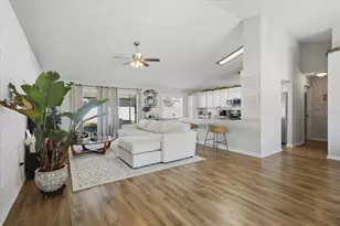 13 Burnham Ln, Palm Coast, FL 32137 - Photo 6