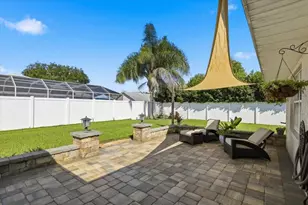 13 Burnham Ln, Palm Coast, FL 32137 - Photo 2