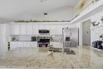 13 Burnham Lane, Palm Coast, FL 32137 - Photo 4