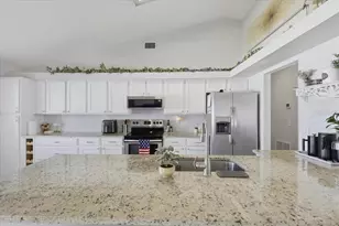 13 Burnham Ln, Palm Coast, FL 32137 - Photo 4