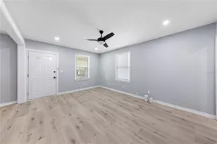 3861 Galicia Rd, Jacksonville, FL 32217 - Photo 4