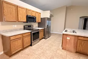 63 Richmond Dr, Palm Coast, FL 32164 - Photo 6