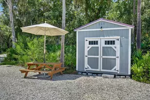8 Lexington Ct, Flagler Beach, FL 32136 - Photo 10