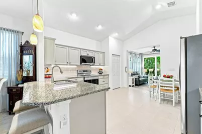 91 Park Place Circle, Palm Coast, FL 32164 - Photo 10