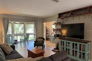 8 Fairways Cir, Palm Coast, FL 32137 - Photo 10